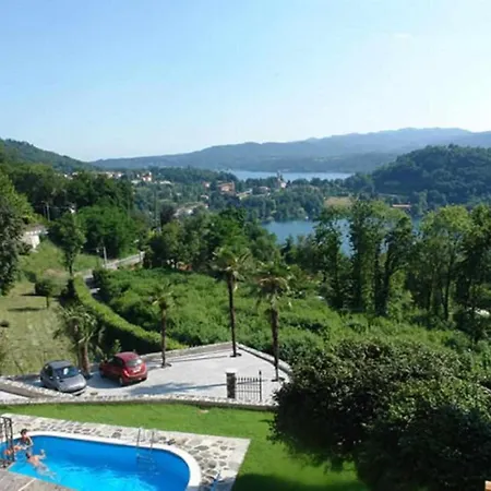 Domus Cusiana Complesso Vista E Piscina Daire *