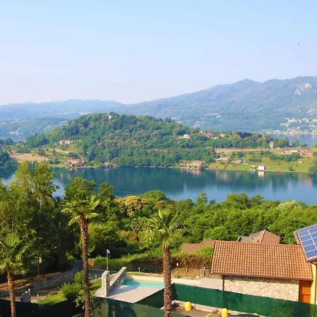 Domus Cusiana Complesso Vista E Piscina Daire Miasino