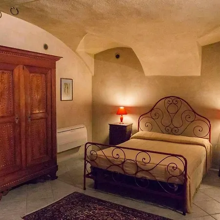 Domus Cusiana Complesso Vista E Piscina Apartment *