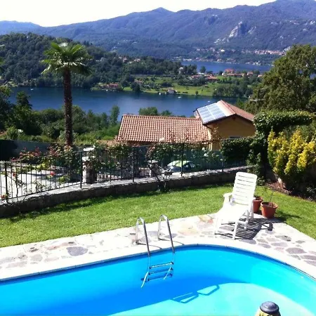 Apartment Domus Cusiana Complesso Vista E Piscina