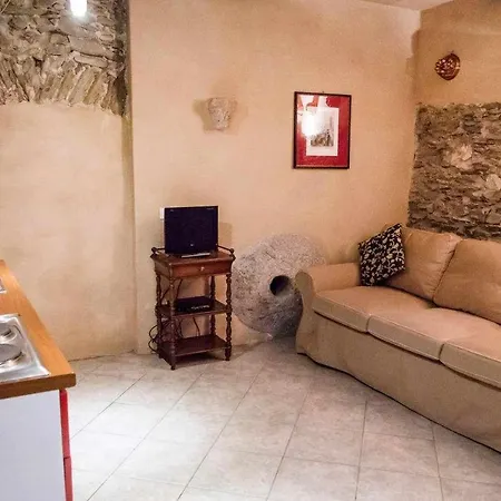 Domus Cusiana Complesso Vista E Piscina Apartamento