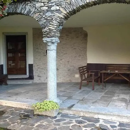 Domus Cusiana Complesso Vista E Piscina 公寓 *