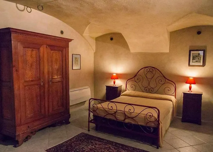 Domus Cusiana Complesso Vista E Piscina Appartamento *