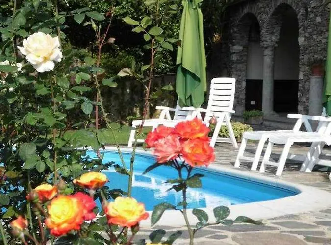 Domus Cusiana Complesso Vista E Piscina Appartamento